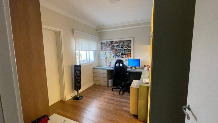 Apartamento à venda com 3 quartos, 198m² - Foto 18