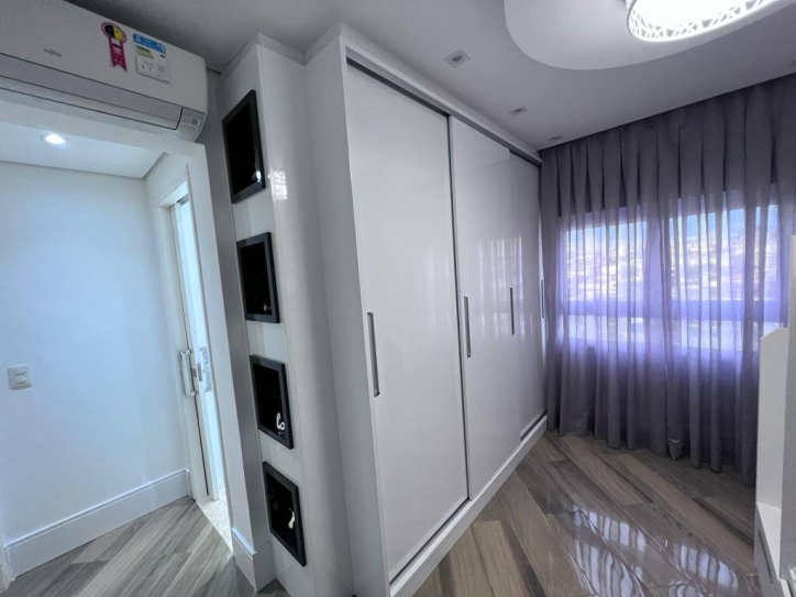 Apartamento à venda com 4 quartos, 234m² - Foto 28