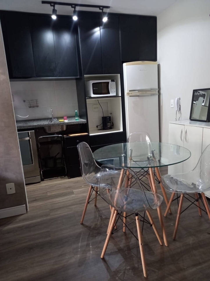 Apartamento à venda com 2 quartos, 63m² - Foto 3