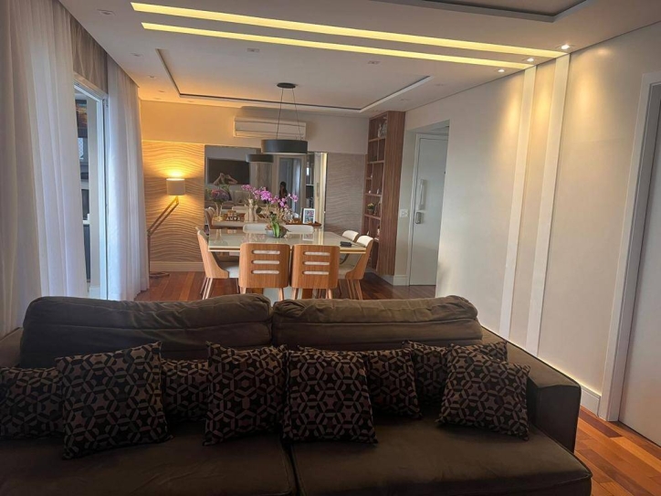 Apartamento à venda com 3 quartos, 123m² - Foto 19