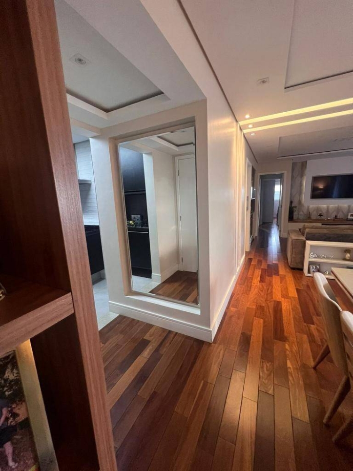 Apartamento à venda com 3 quartos, 123m² - Foto 20