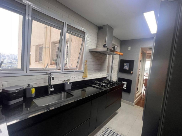 Apartamento à venda com 3 quartos, 123m² - Foto 26