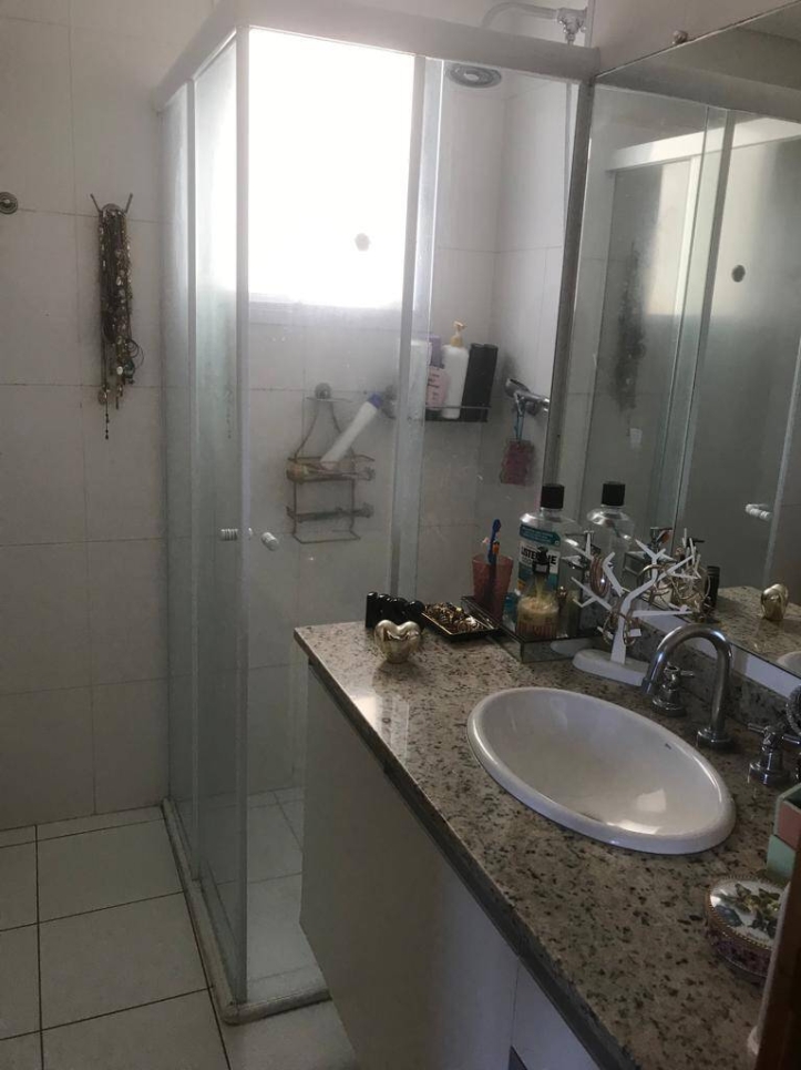 Apartamento à venda com 3 quartos, 142m² - Foto 17