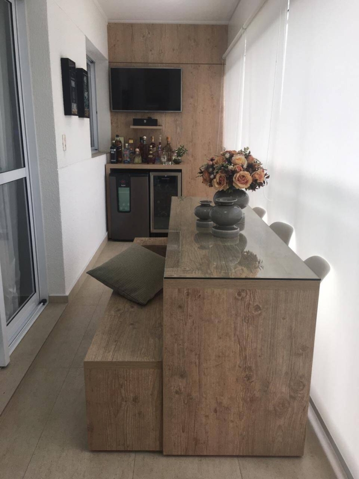 Apartamento à venda com 3 quartos, 125m² - Foto 2