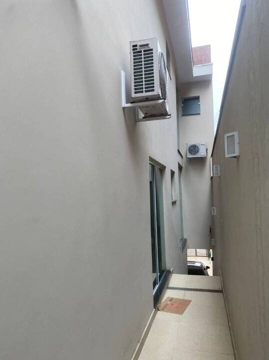 Sobrado à venda com 2 quartos, 189m² - Foto 24