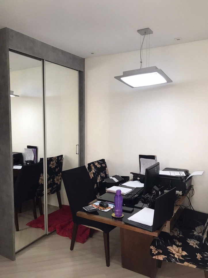 Apartamento à venda com 2 quartos, 61m² - Foto 5