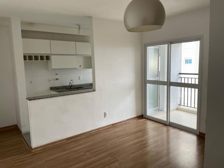 Apartamento à venda com 2 quartos, 61m² - Foto 2