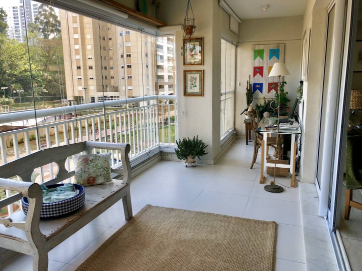 Apartamento à venda com 3 quartos, 146m² - Foto 1