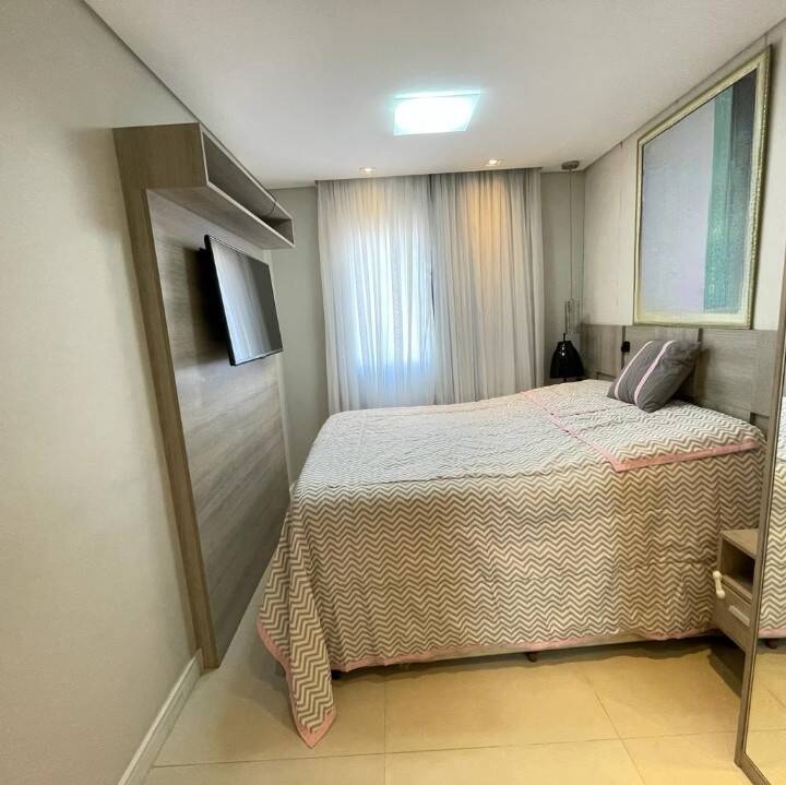 Apartamento à venda com 2 quartos, 70m² - Foto 19