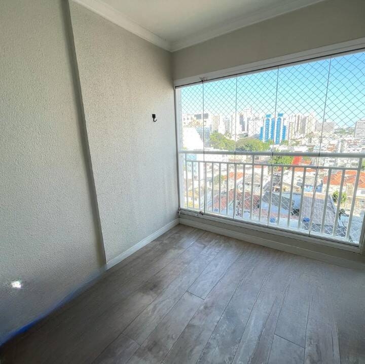 Apartamento à venda com 2 quartos, 70m² - Foto 1