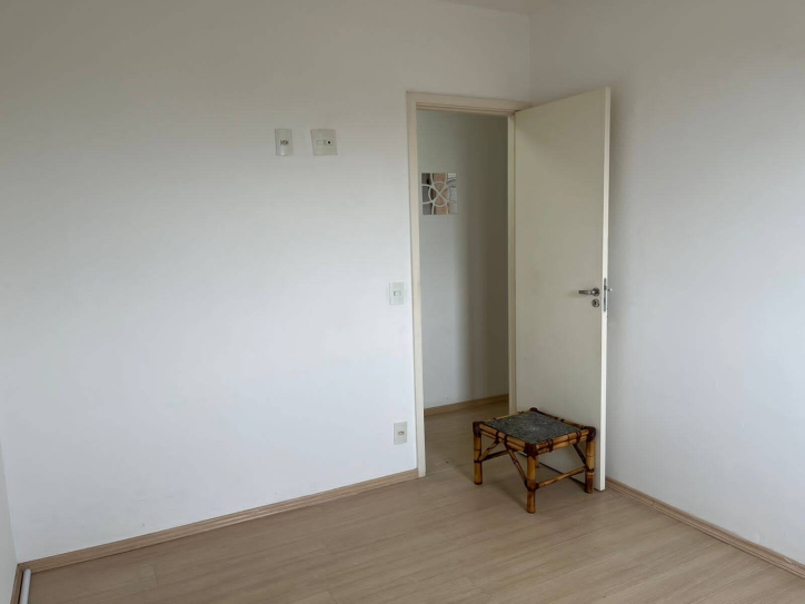 Apartamento à venda com 2 quartos, 61m² - Foto 14