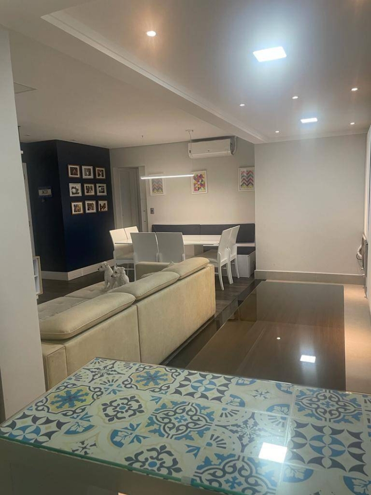 Apartamento à venda com 3 quartos, 108m² - Foto 2