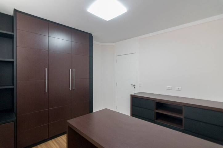 Apartamento para alugar com 4 quartos, 275m² - Foto 19