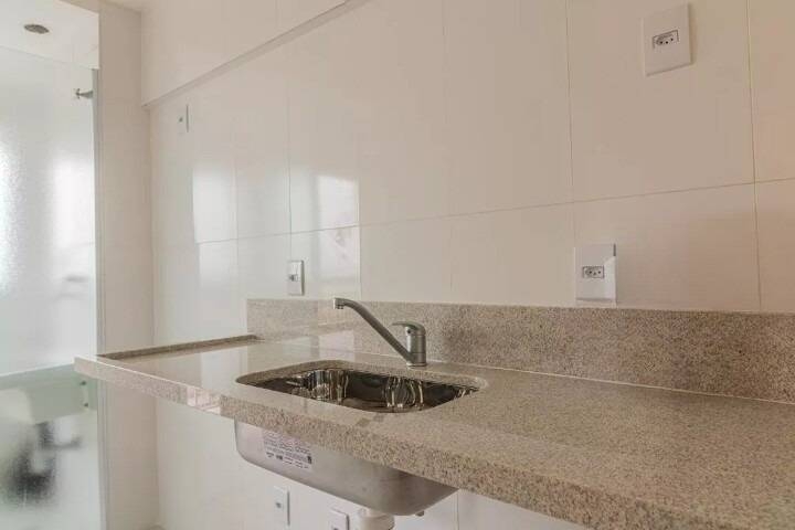 Apartamento à venda com 2 quartos, 62m² - Foto 9