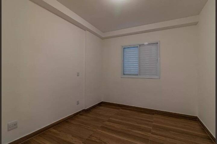 Apartamento à venda com 2 quartos, 62m² - Foto 15