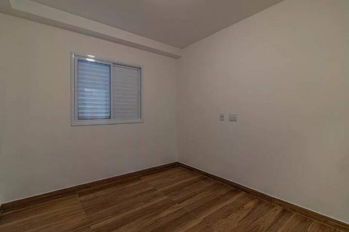 Apartamento à venda com 2 quartos, 62m² - Foto 19