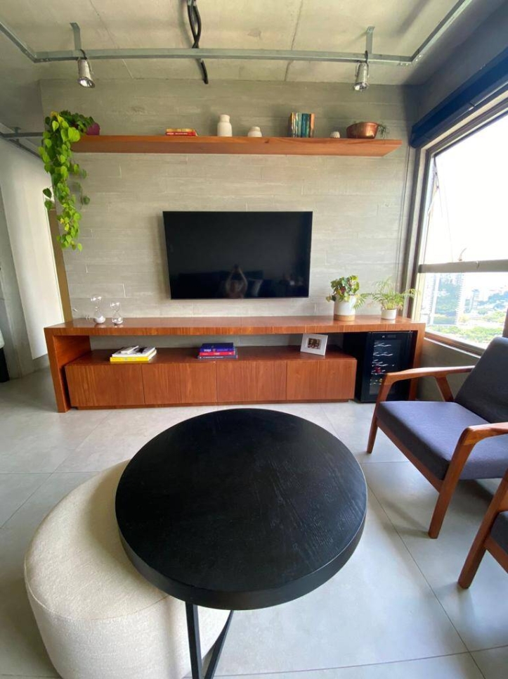 Apartamento à venda com 2 quartos, 70m² - Foto 3