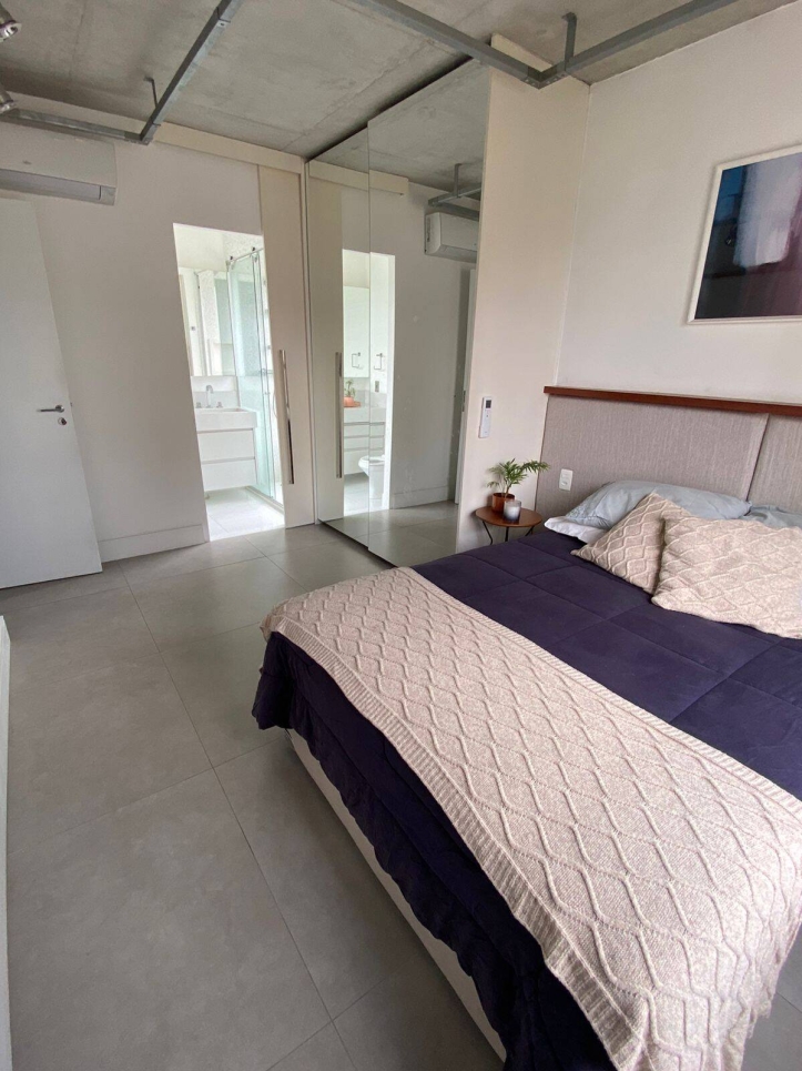 Apartamento à venda com 2 quartos, 70m² - Foto 14