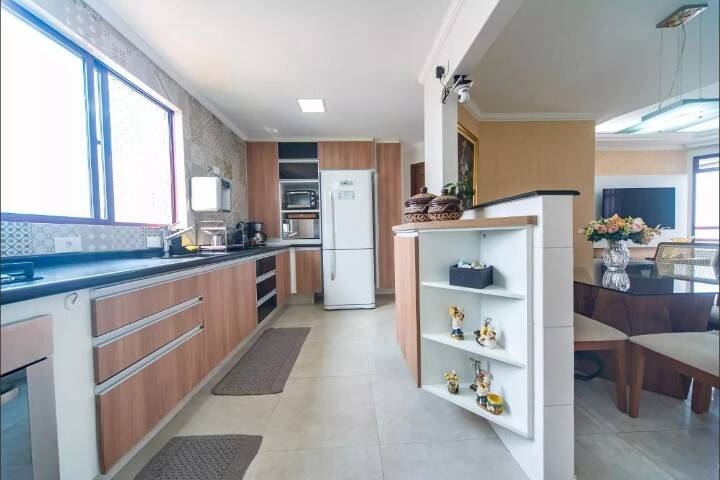 Apartamento à venda com 3 quartos, 96m² - Foto 11