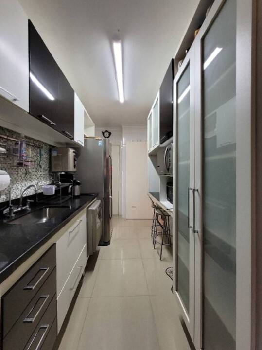 Apartamento à venda com 3 quartos, 114m² - Foto 17