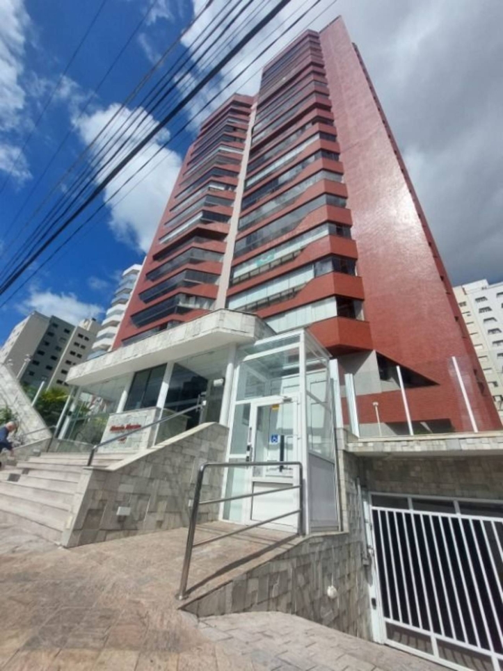 Apartamento à venda com 3 quartos, 325m² - Foto 26