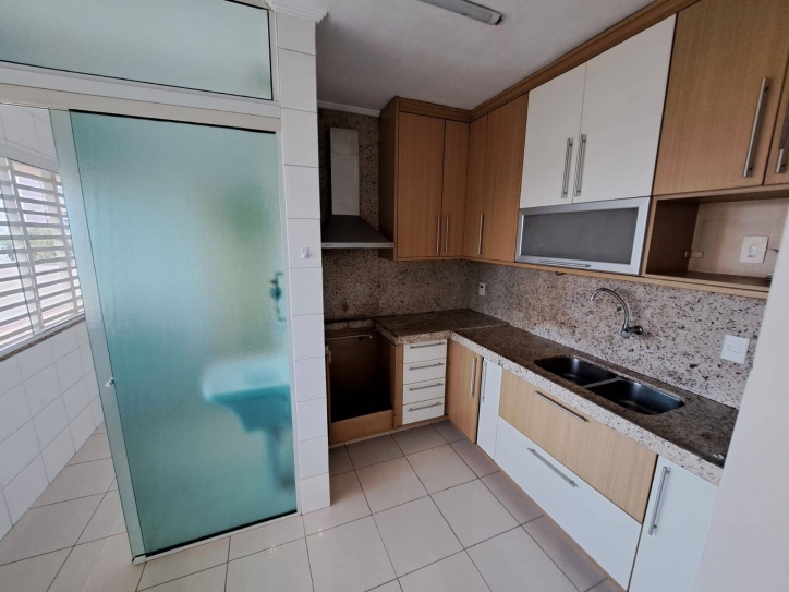 Apartamento à venda com 3 quartos, 131m² - Foto 6