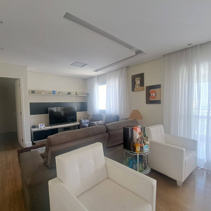 Apartamento à venda com 3 quartos, 123m² - Foto 6