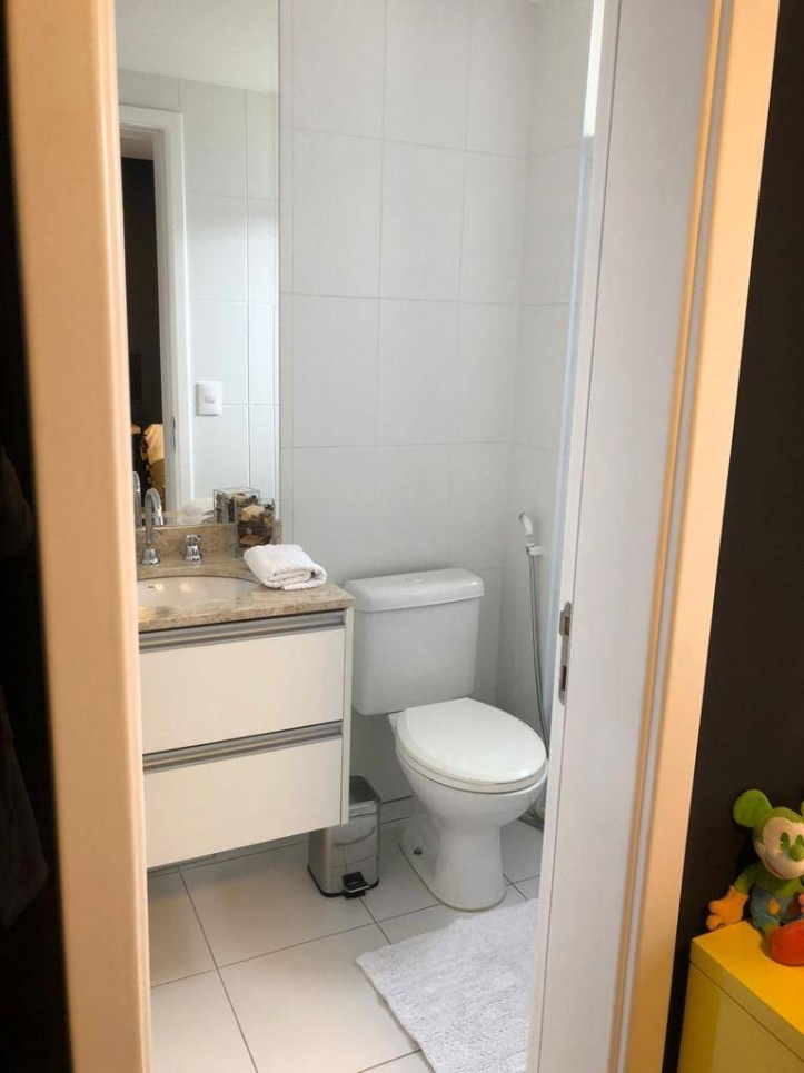 Apartamento à venda com 3 quartos, 177m² - Foto 32