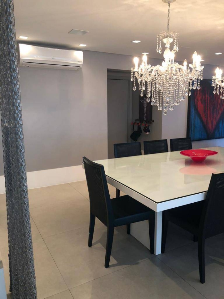 Apartamento à venda com 3 quartos, 177m² - Foto 9