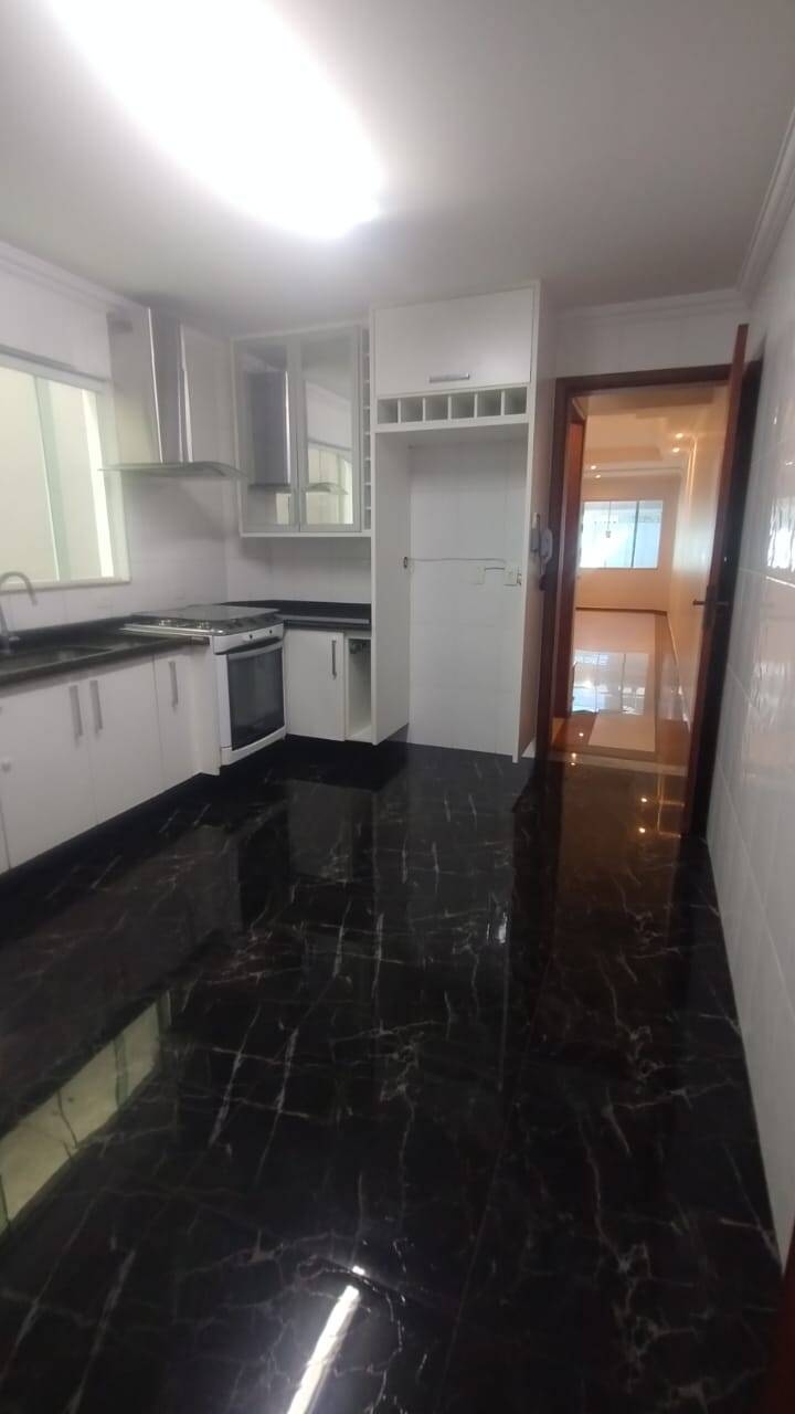 Casa para alugar com 3 quartos, 130m² - Foto 7