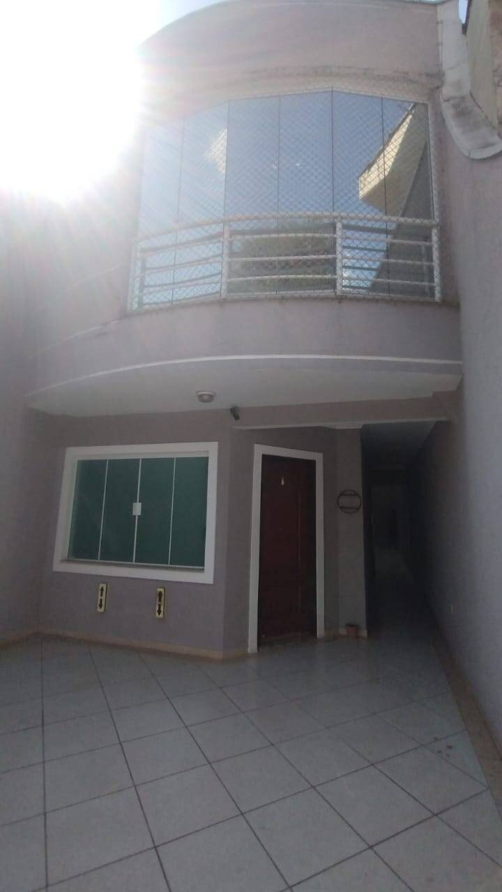 Casa para alugar com 3 quartos, 130m² - Foto 23