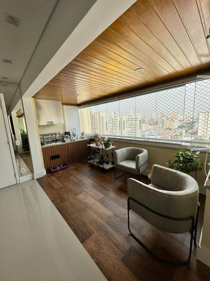 Apartamento à venda com 3 quartos, 128m² - Foto 2