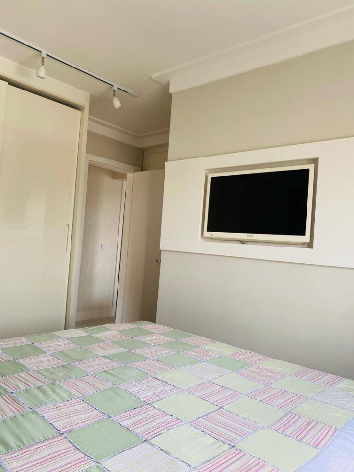 Apartamento à venda com 2 quartos, 79m² - Foto 15