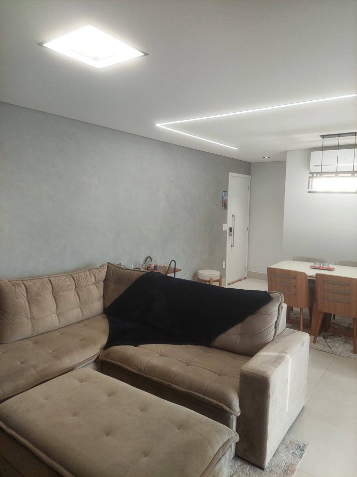 Apartamento à venda com 2 quartos, 83m² - Foto 2