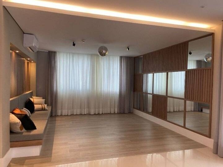 Apartamento à venda com 2 quartos, 83m² - Foto 25