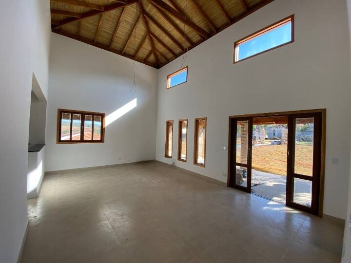 Fazenda à venda com 3 quartos, 185m² - Foto 5