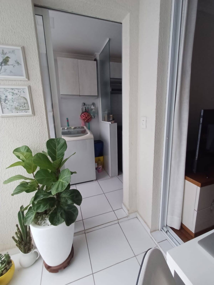 Apartamento à venda com 2 quartos, 63m² - Foto 9