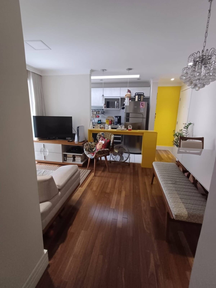 Apartamento à venda com 2 quartos, 63m² - Foto 2