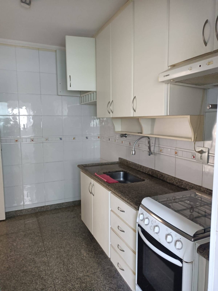 Apartamento à venda com 2 quartos, 71m² - Foto 6