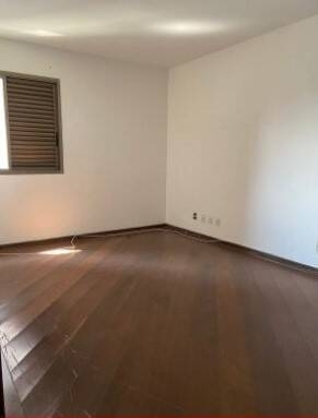 Apartamento à venda com 5 quartos, 325m² - Foto 9