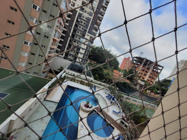 Apartamento à venda com 4 quartos, 194m² - Foto 8