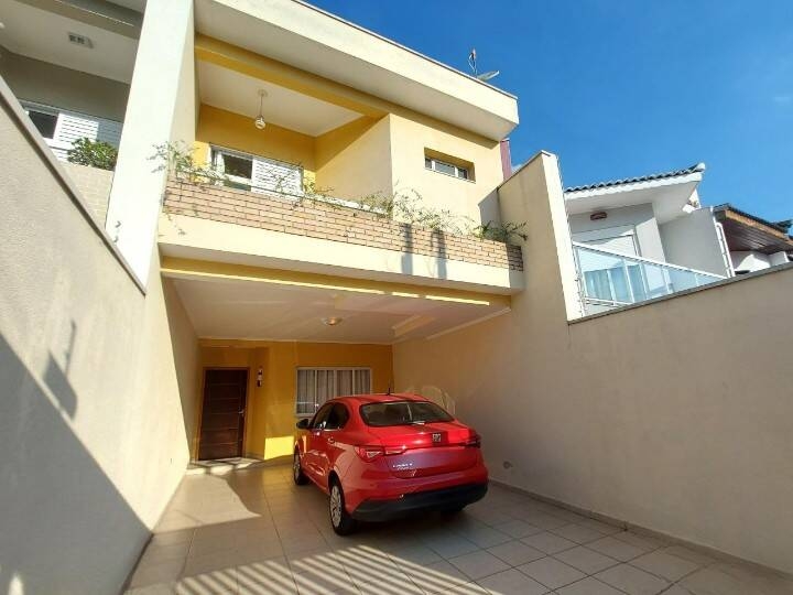 Sobrado à venda com 3 quartos, 166m² - Foto 1