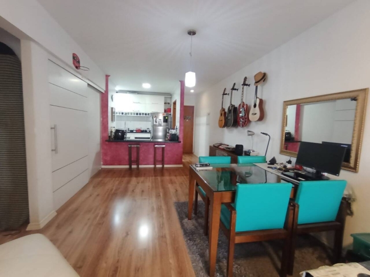 Apartamento à venda com 2 quartos, 70m² - Foto 9