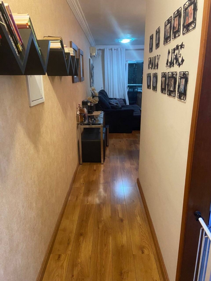 Apartamento à venda com 2 quartos, 70m² - Foto 13