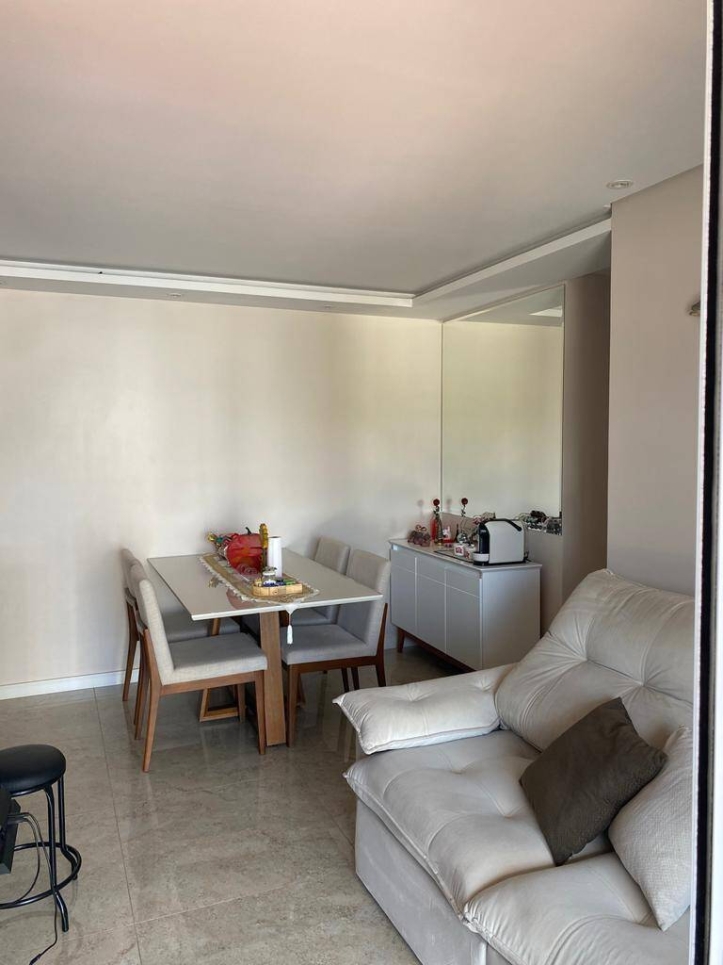 Apartamento à venda com 2 quartos, 65m² - Foto 5