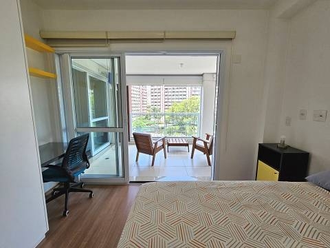 Apartamento para alugar com 1 quarto, 56m² - Foto 18