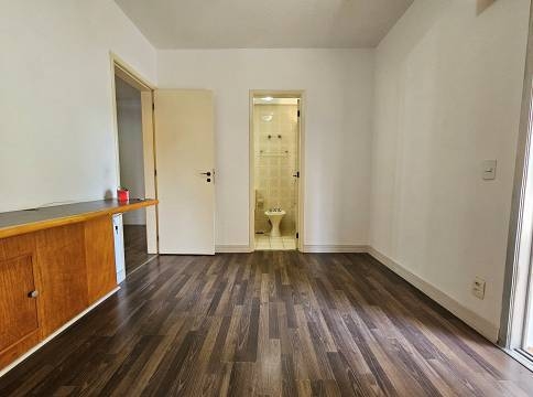 Apartamento para alugar com 4 quartos, 208m² - Foto 16