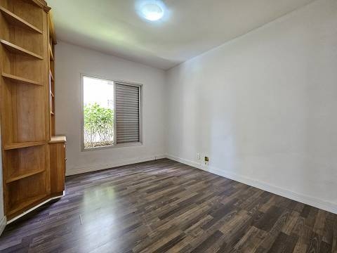 Apartamento para alugar com 4 quartos, 208m² - Foto 19