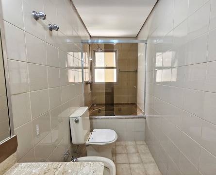 Apartamento para alugar com 4 quartos, 208m² - Foto 21