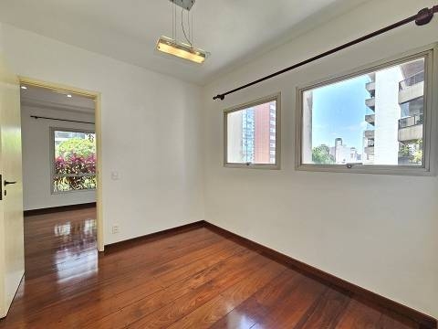 Apartamento para alugar com 4 quartos, 208m² - Foto 38